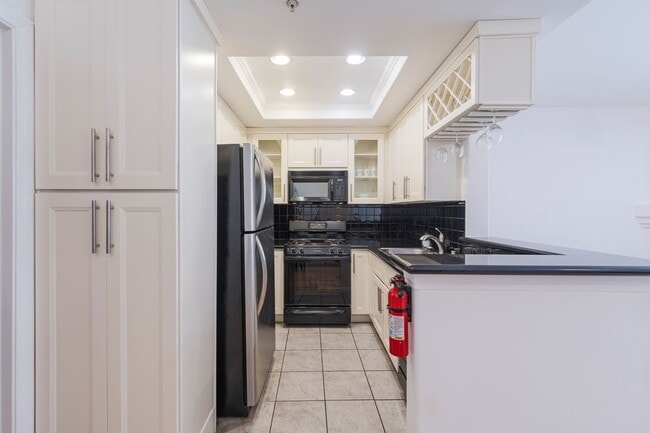 Building Photo - Beautiful Westchester Condominium Rental