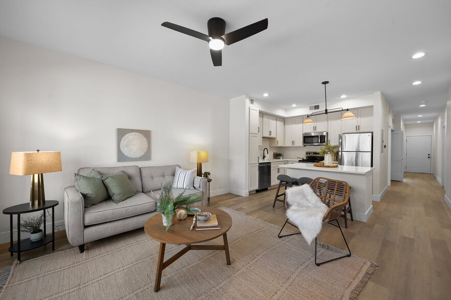 Building Photo - The Square on Tower Grove