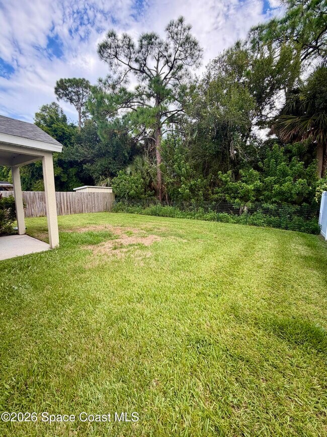 Building Photo - 3640 Aria Dr