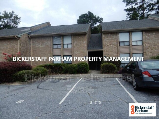 Primary Photo - 4312 Old Macon Rd