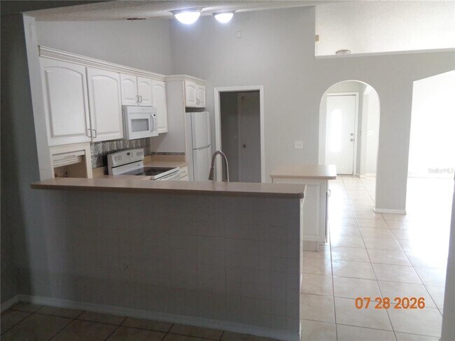 Building Photo - 2610 Groveland Ave