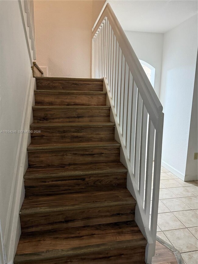 Building Photo - 2135 Shoma Dr