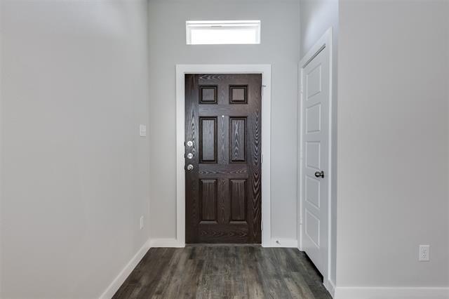 Building Photo - 612 Wheatfield Dr