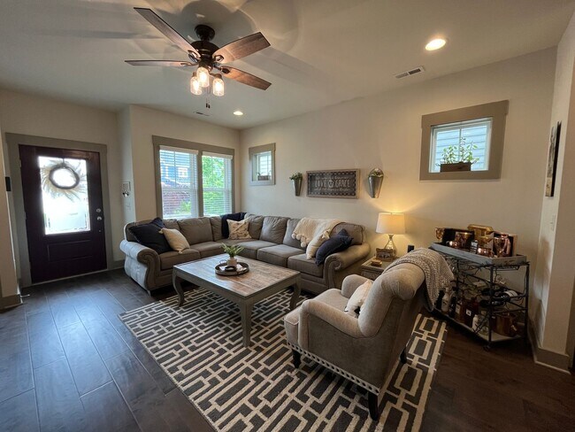 Building Photo - **OFFERING WAIVED APPLICATION FEES & $150 ...