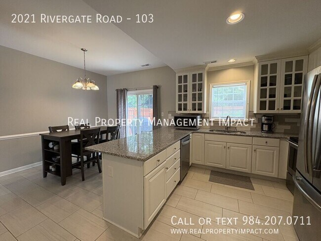 Building Photo - 2021 Rivergate Rd
