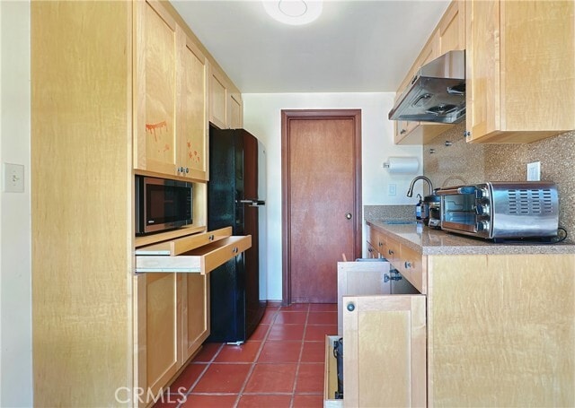 Building Photo - 2051 Fair Oaks Ave