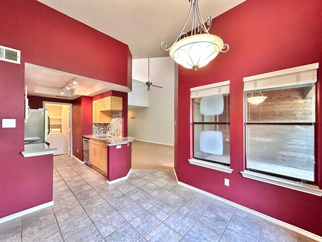 Building Photo - Stylish 2/BR 2/BA Home with Covered Balcon...