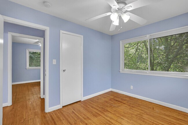 Building Photo - Move In Special – Limited Time Only! Now t...
