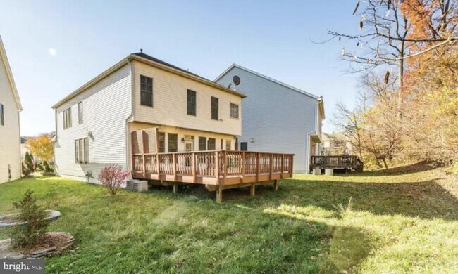 Building Photo - 5634 Tower Hill Cir