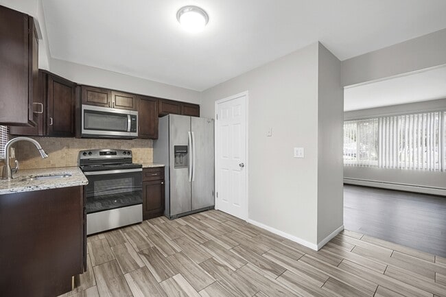 Building Photo - 51623 Mound Rd