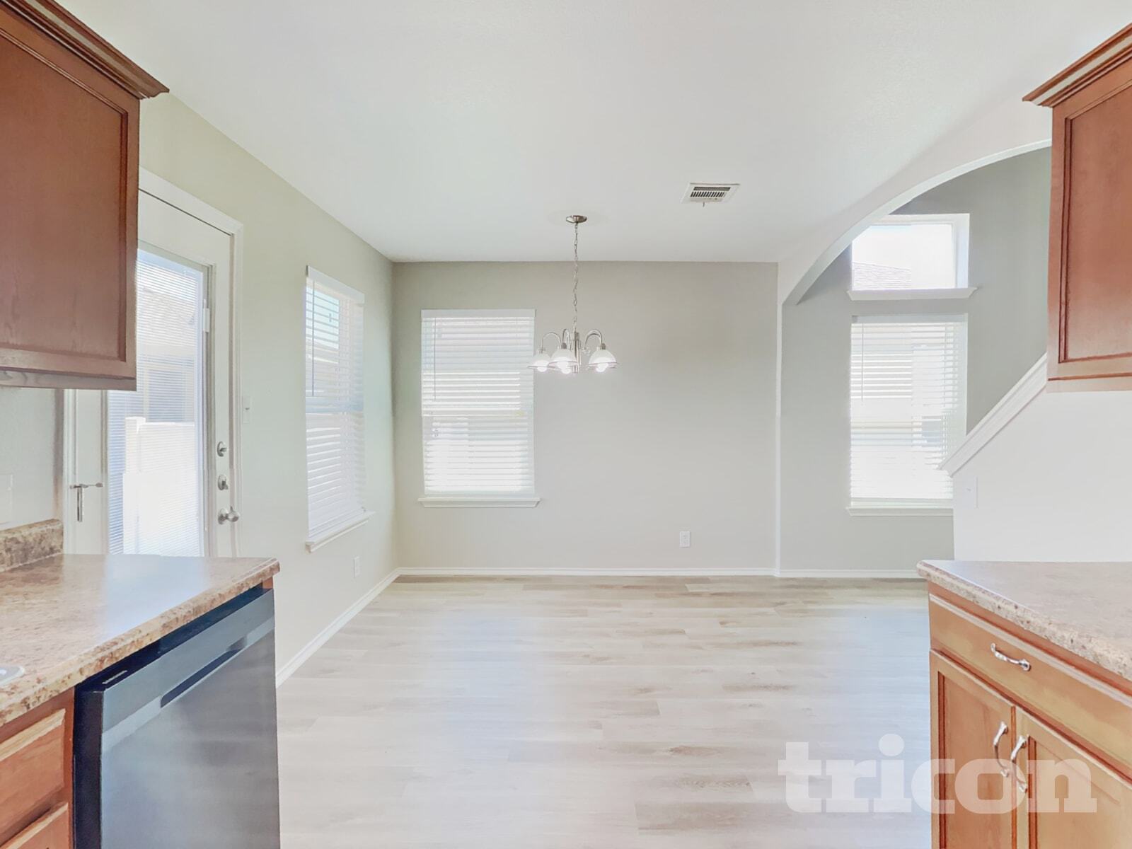 Building Photo - 18521 Mammoth Cave Blvd