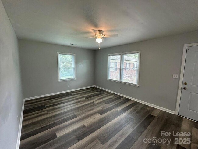 Building Photo - 48708 US-52