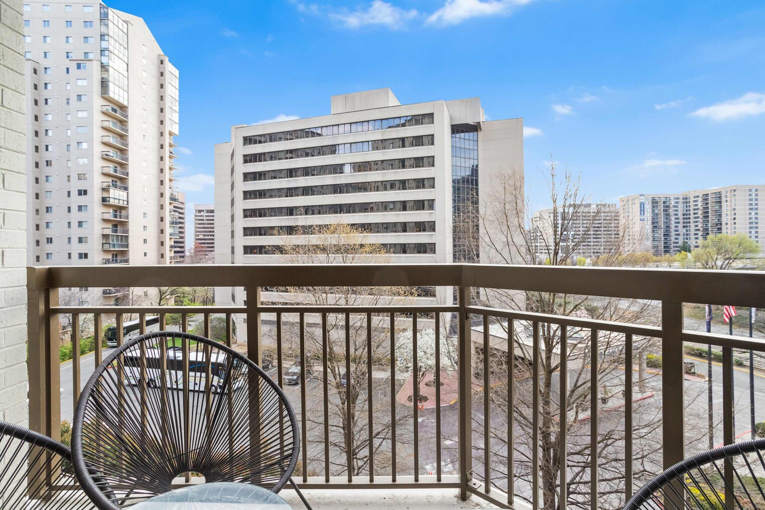 Building Photo - 1221 S Eads St