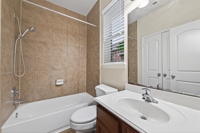 Building Photo - 5215 Field Briar Ln