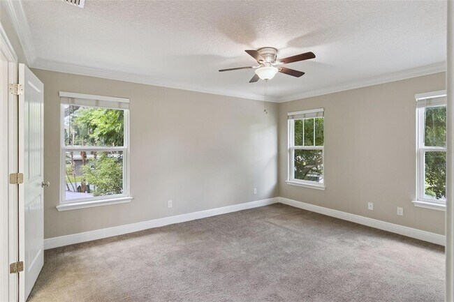 Building Photo - 2544 Mayer St