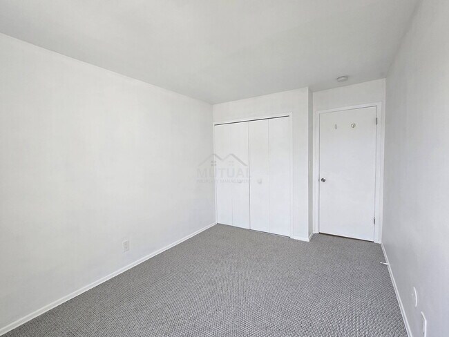 Building Photo - 1603 Cass Lake Rd
