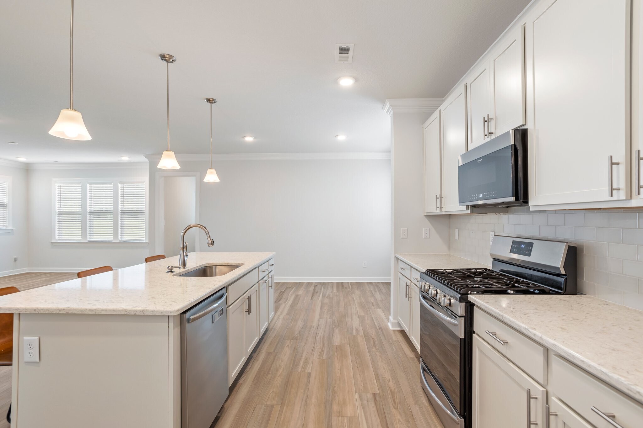 Building Photo - 2224 Hampton Roads Pky