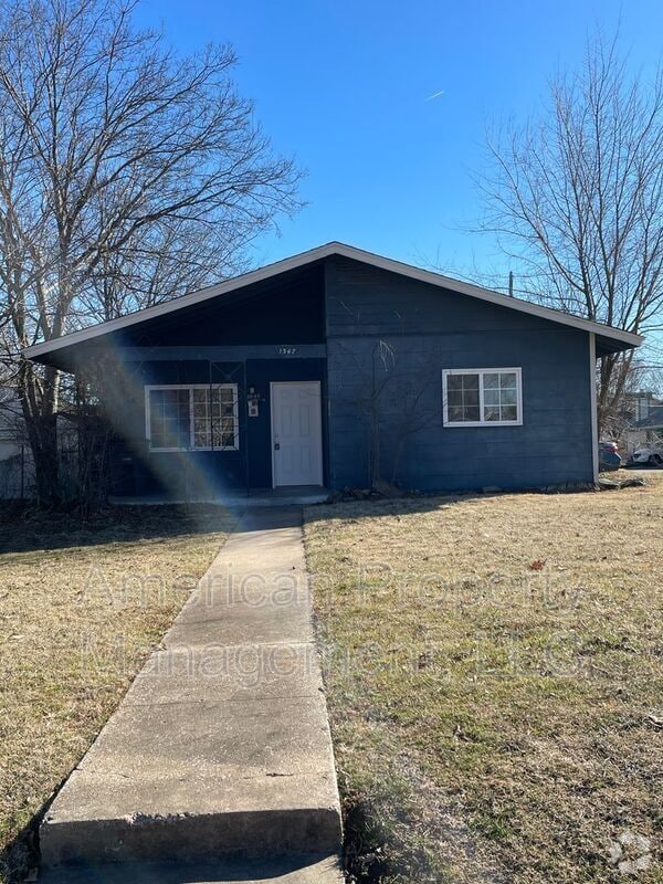 Building Photo - 1547 S Knoxville Ave