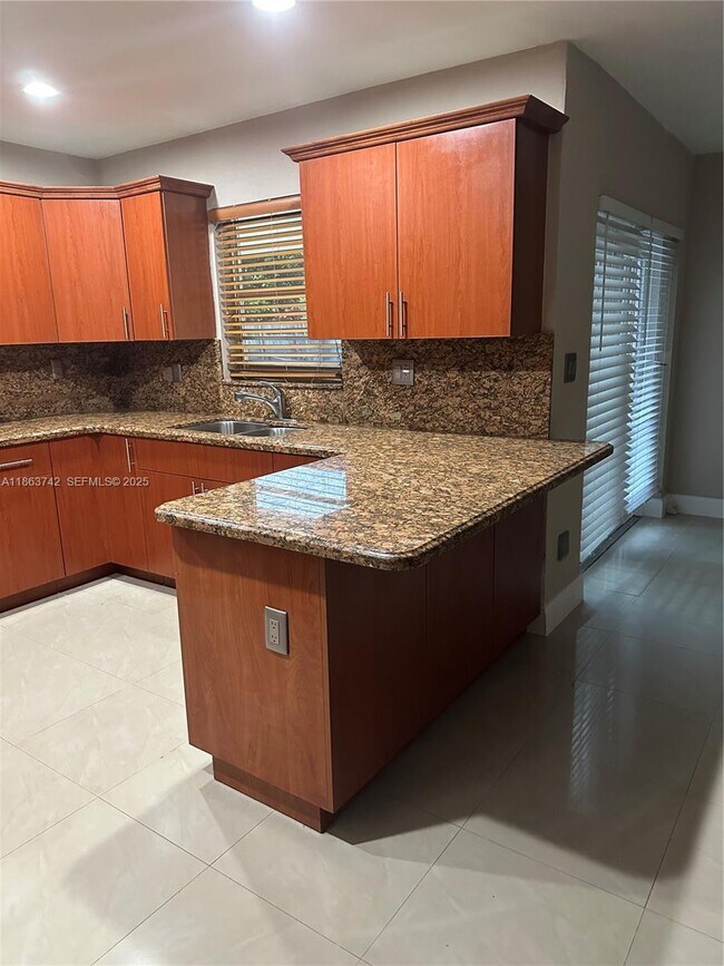 Building Photo - 10805 SW 165th Terrace