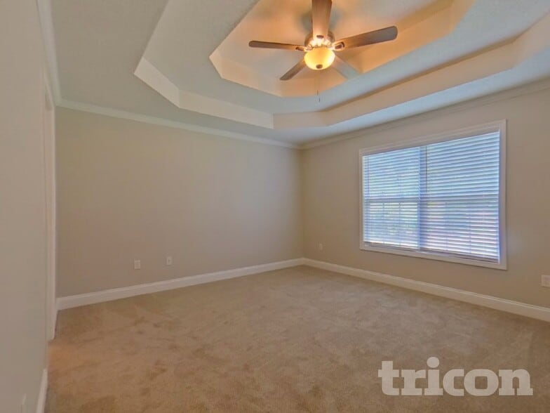 Building Photo - 214 Raleigh Way