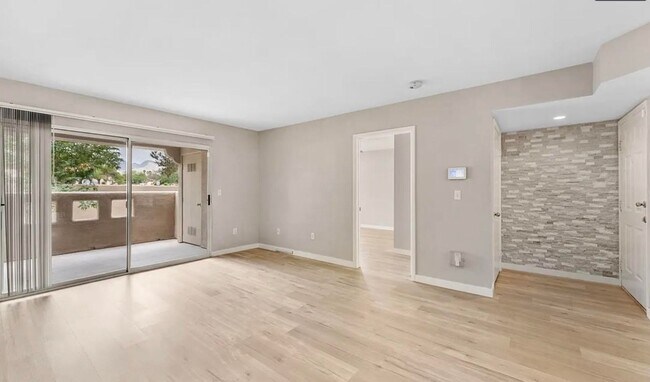 Building Photo - Beautiful First-Floor Summerlin Condo in La Posada – 2 Bed, 2 Bath with Private Patio