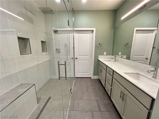 Building Photo - 845 Pantara Pl