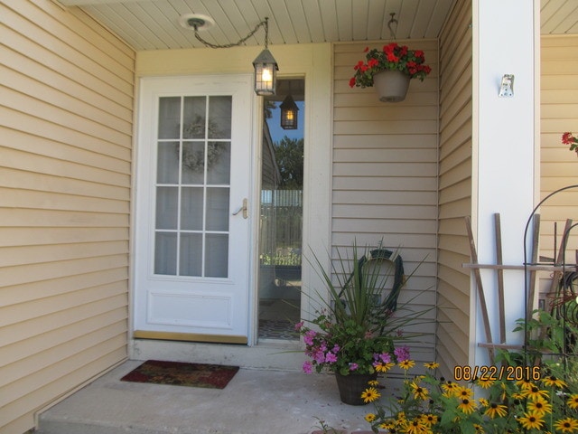 Building Photo - 734 Colorado Ct