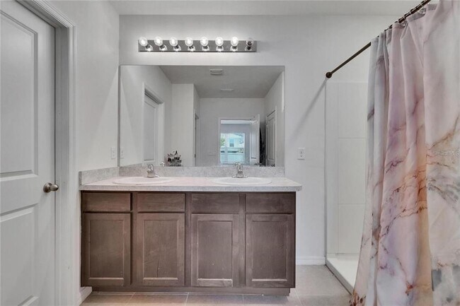 Building Photo - 14153 Arbor Pines Dr