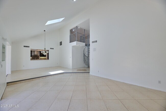 Building Photo - 5336 N 25th St