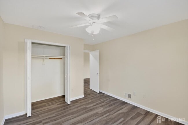 Building Photo - 111 Keystone Ct