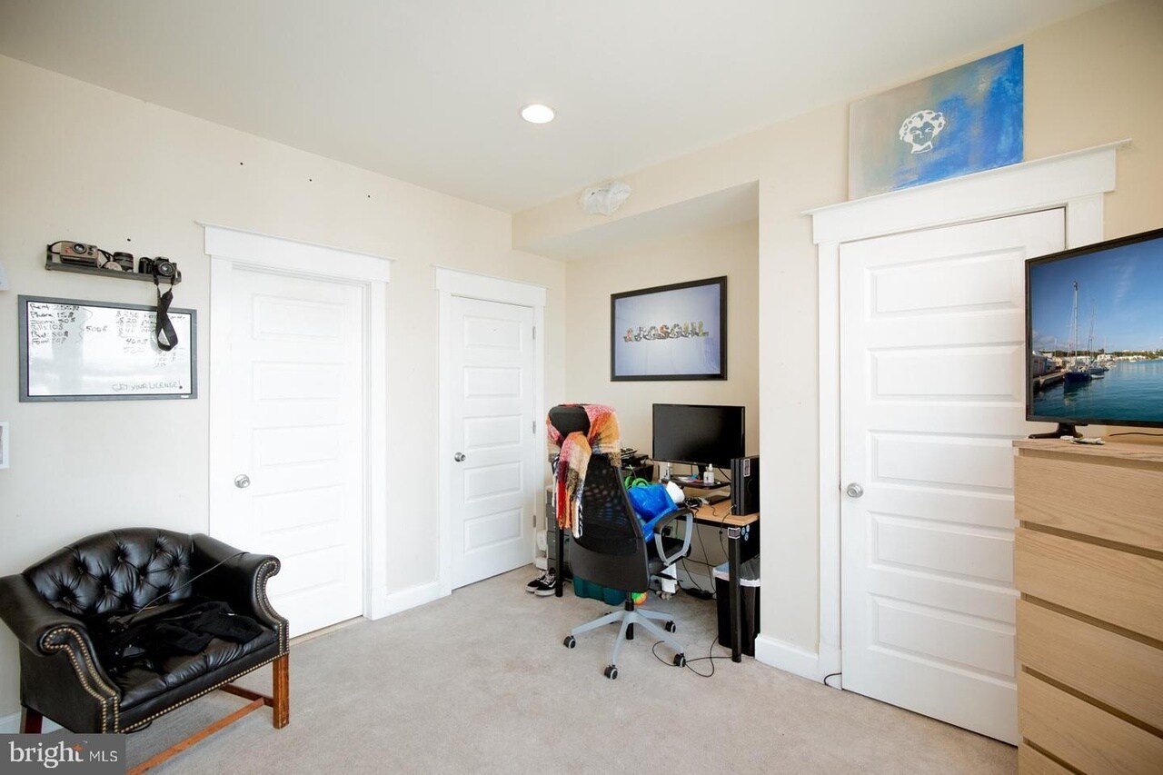 Building Photo - 4513 Silverwood St