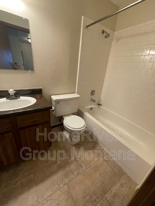 Building Photo - 1345 S 2nd St W