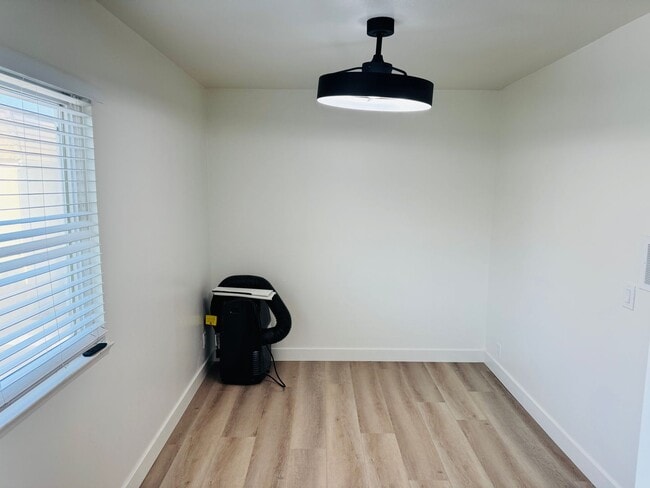 Building Photo - 10070 San Pablo Ct