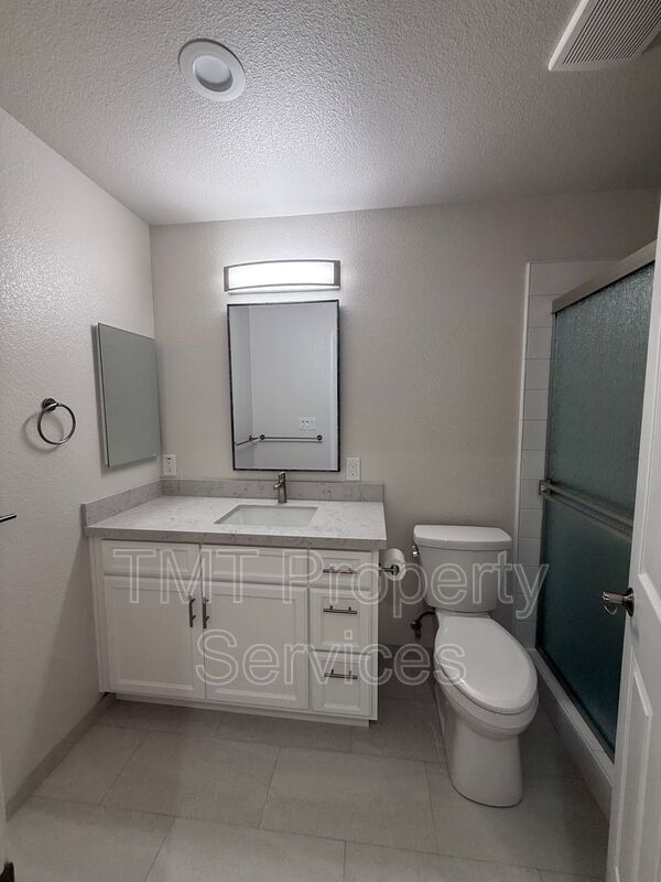 Building Photo - 1219 Jackie Ln