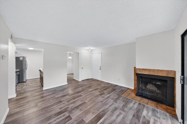 Building Photo - 251 Del Verde Cir