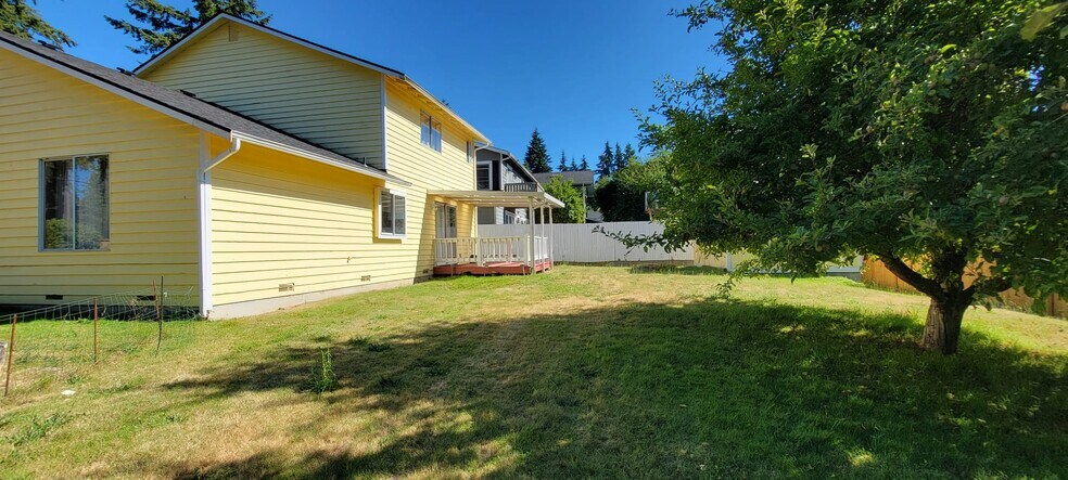 Building Photo - 19925 Wallingford Ave N