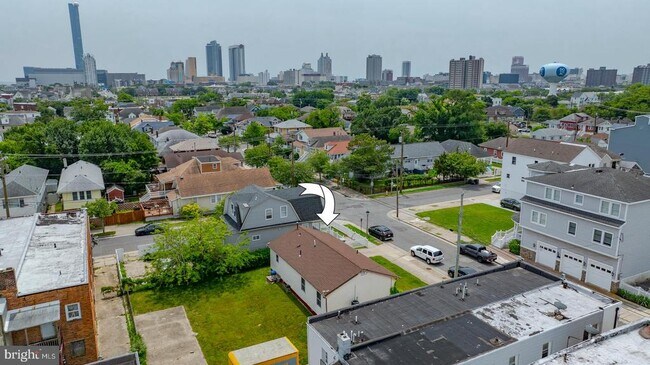 Building Photo - 545 N Connecticut Ave