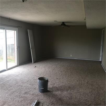 Building Photo - 4657 Ridgeview Ave