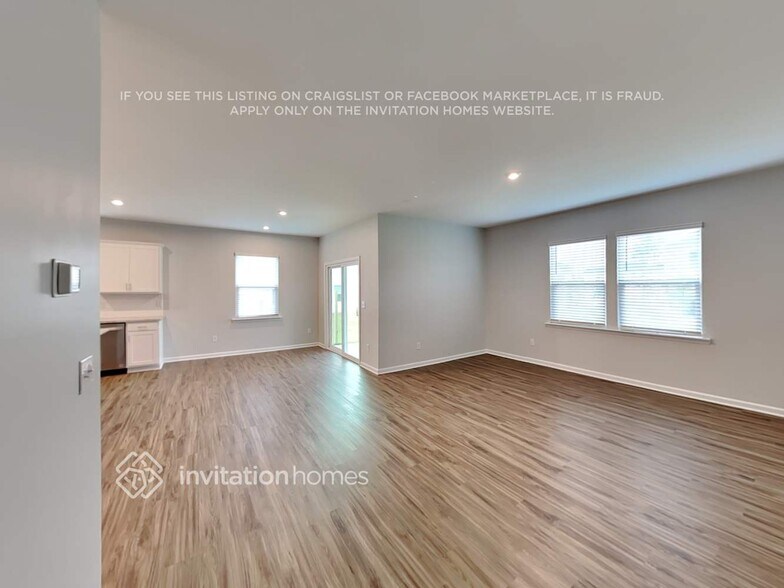 Building Photo - 4074 Ferris Ln