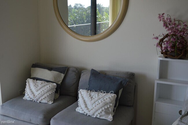 Building Photo - 2 br, 2.5 bath House - 3605 S Ocean Blvd A...