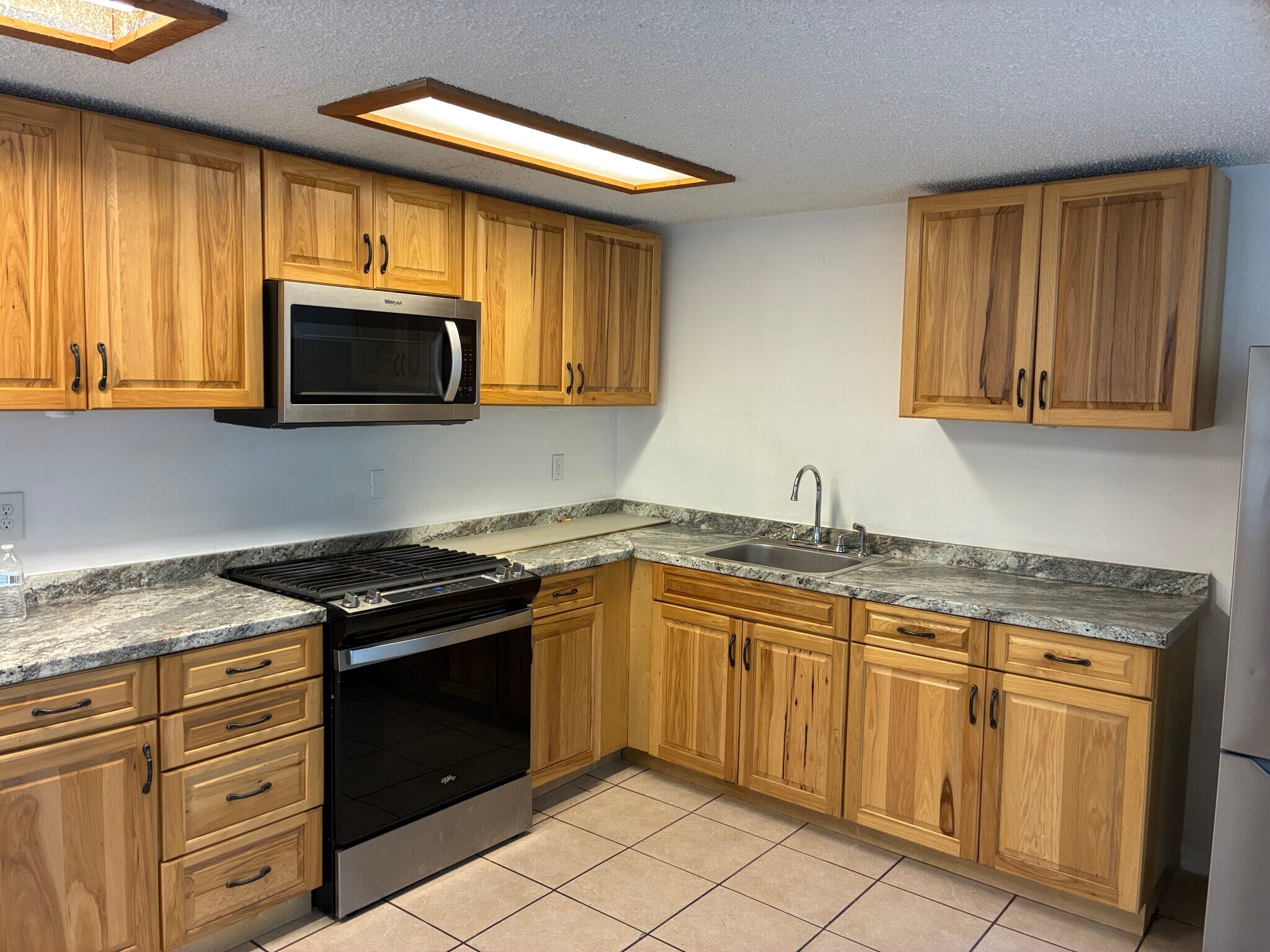 Building Photo - 9035 Arndale Cir