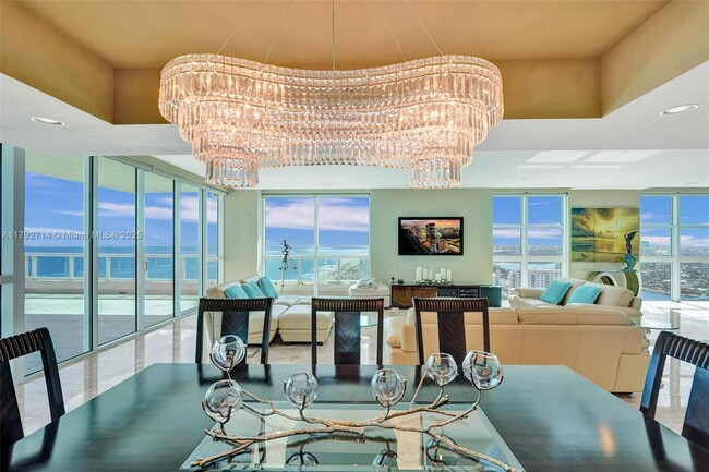 Building Photo - 101 S Fort Lauderdale Beach Blvd