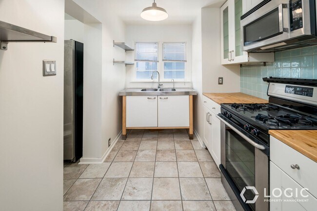 Building Photo - 1309 E 400 S