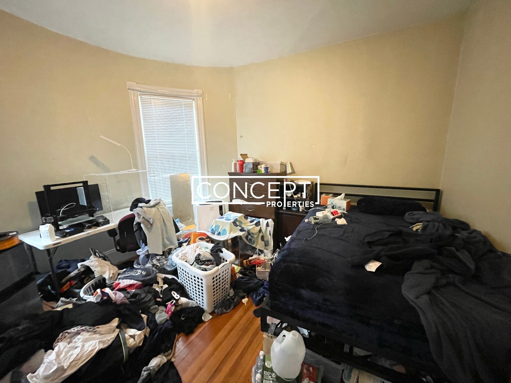 Building Photo - 65 Hillside St