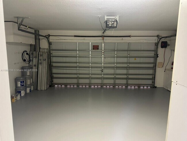 Building Photo - 5120 SW 159th Ave