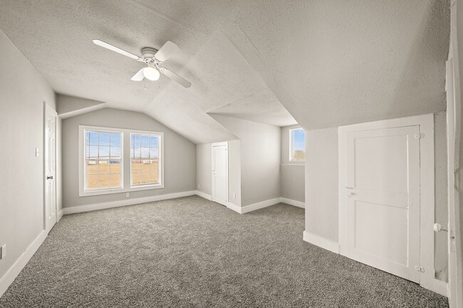 Building Photo - 3419 Illinois St