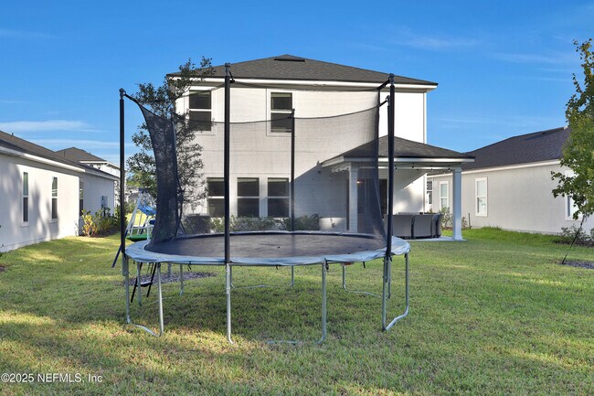 Building Photo - 669 Meadow Ridge Dr