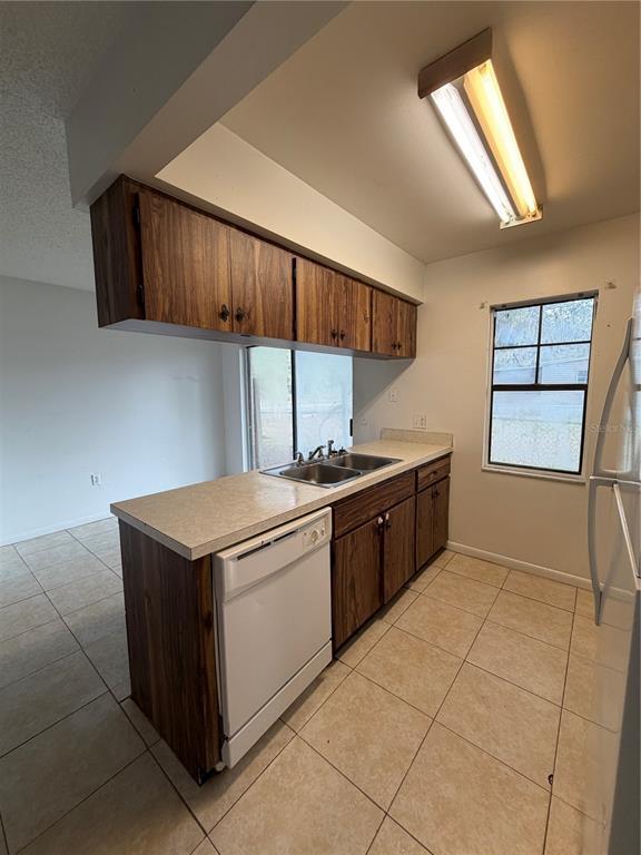 Building Photo - 6820 NE 7th St