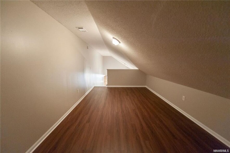 Building Photo - 133 Pine Meadows Cir