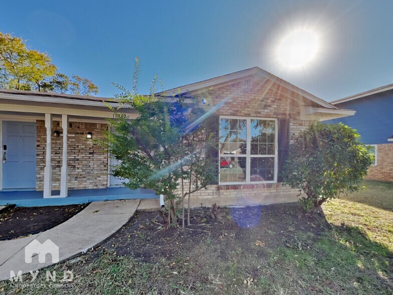 Primary Photo - 11362 Quail Run St